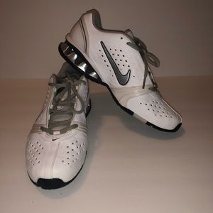 Nike Reax Rockstar Womens Size 8.5 White